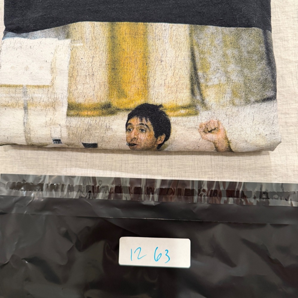 American Classics Scarface Tony Montana Bathtub Graphic T-Shirt Black Large L - Picture 8 of 8